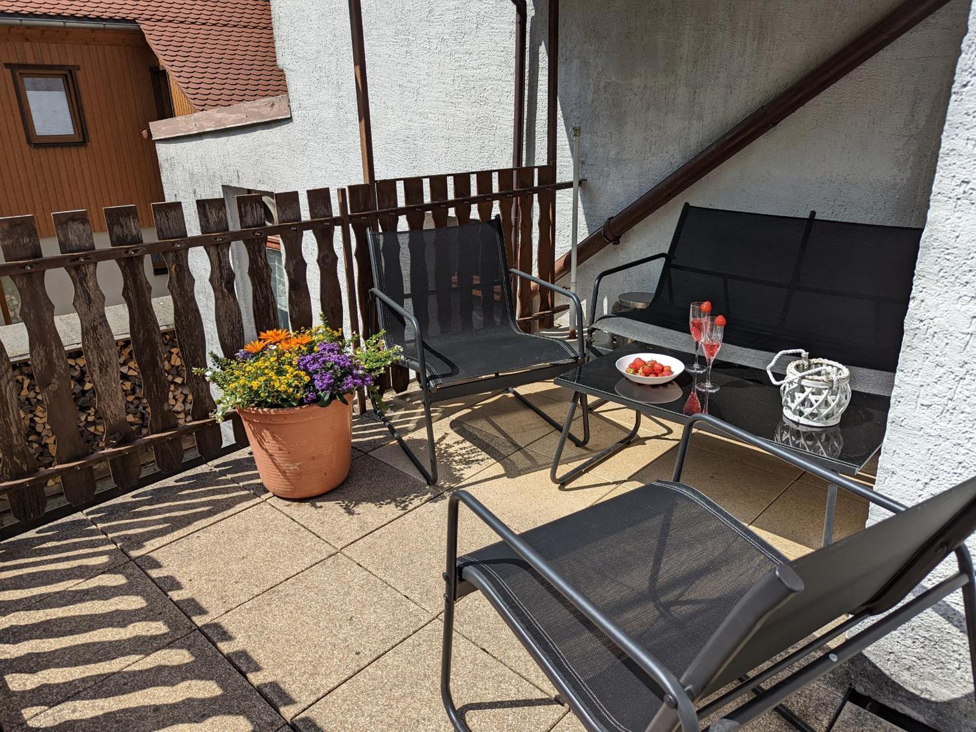 H1 - Urlaubsmagie - Pool & Terrasse Zum Entspannen Sebnitz Bagian luar foto