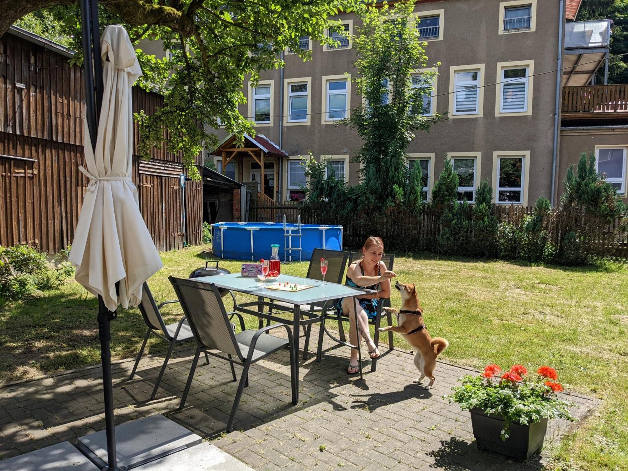 H1 - Urlaubsmagie - Pool & Terrasse Zum Entspannen Sebnitz Bagian luar foto