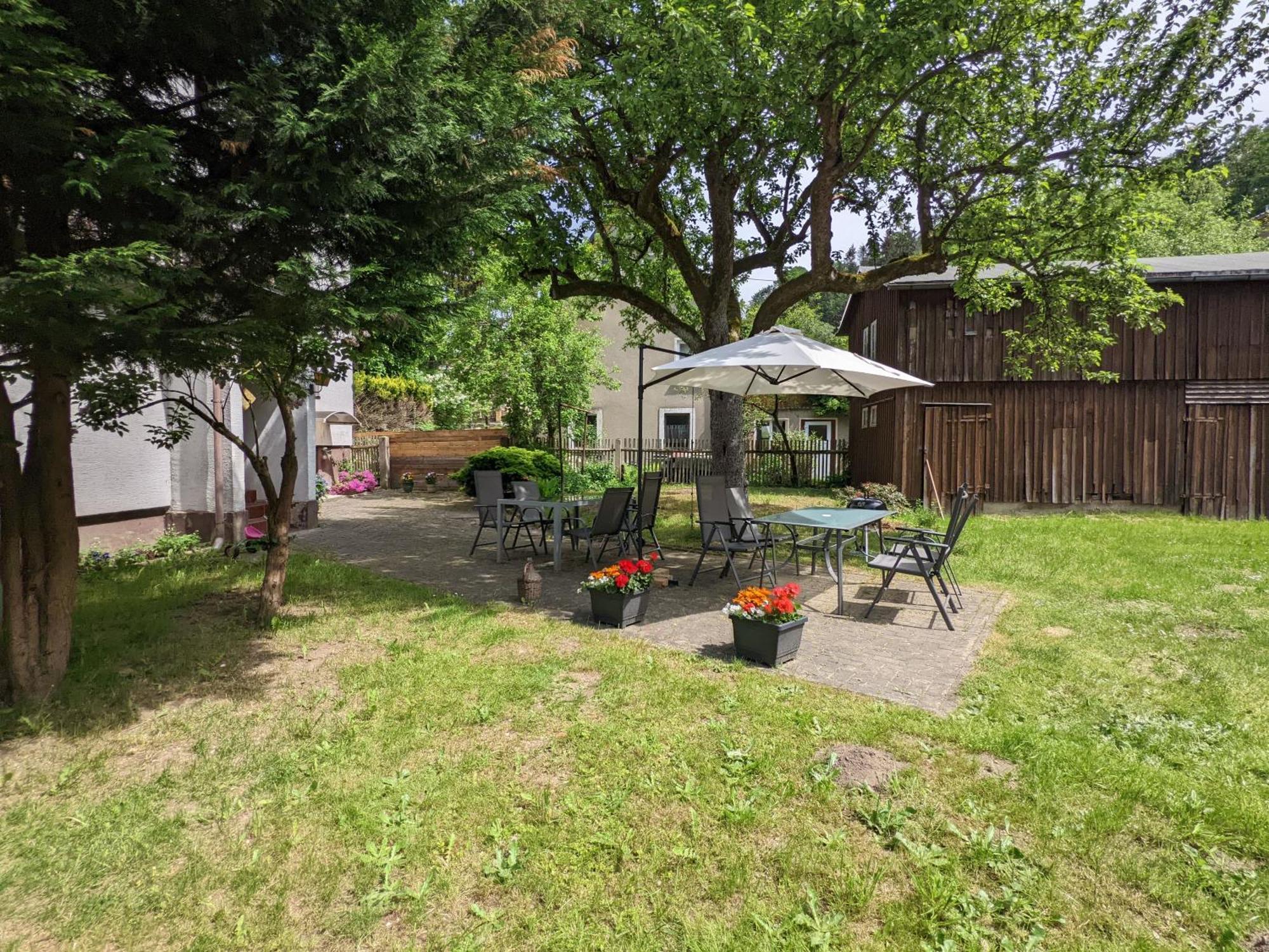 H1 - Urlaubsmagie - Pool & Terrasse Zum Entspannen Sebnitz Bagian luar foto