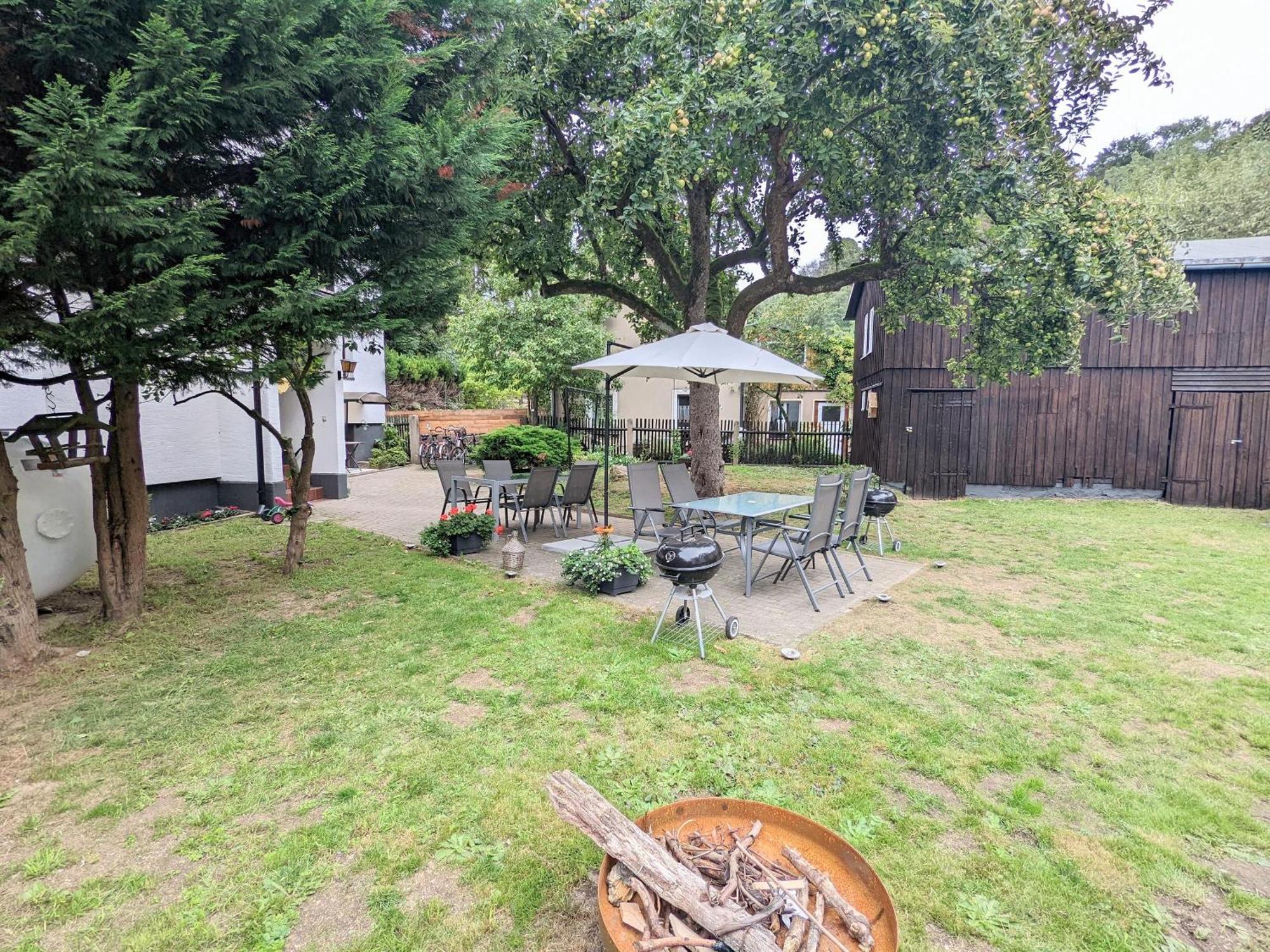 H1 - Urlaubsmagie - Pool & Terrasse Zum Entspannen Sebnitz Bagian luar foto